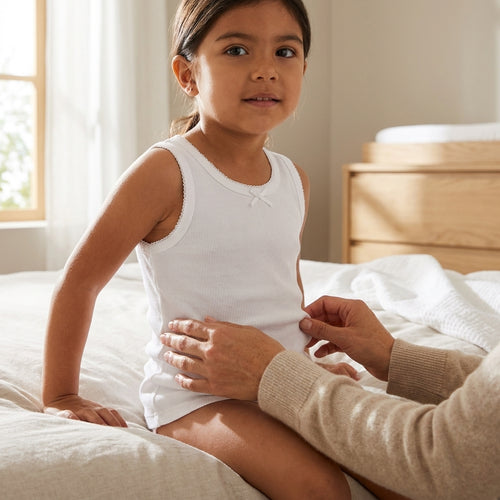 Camiseta Blanca Tirante Grueso con Moño Niña by Don Calcetín